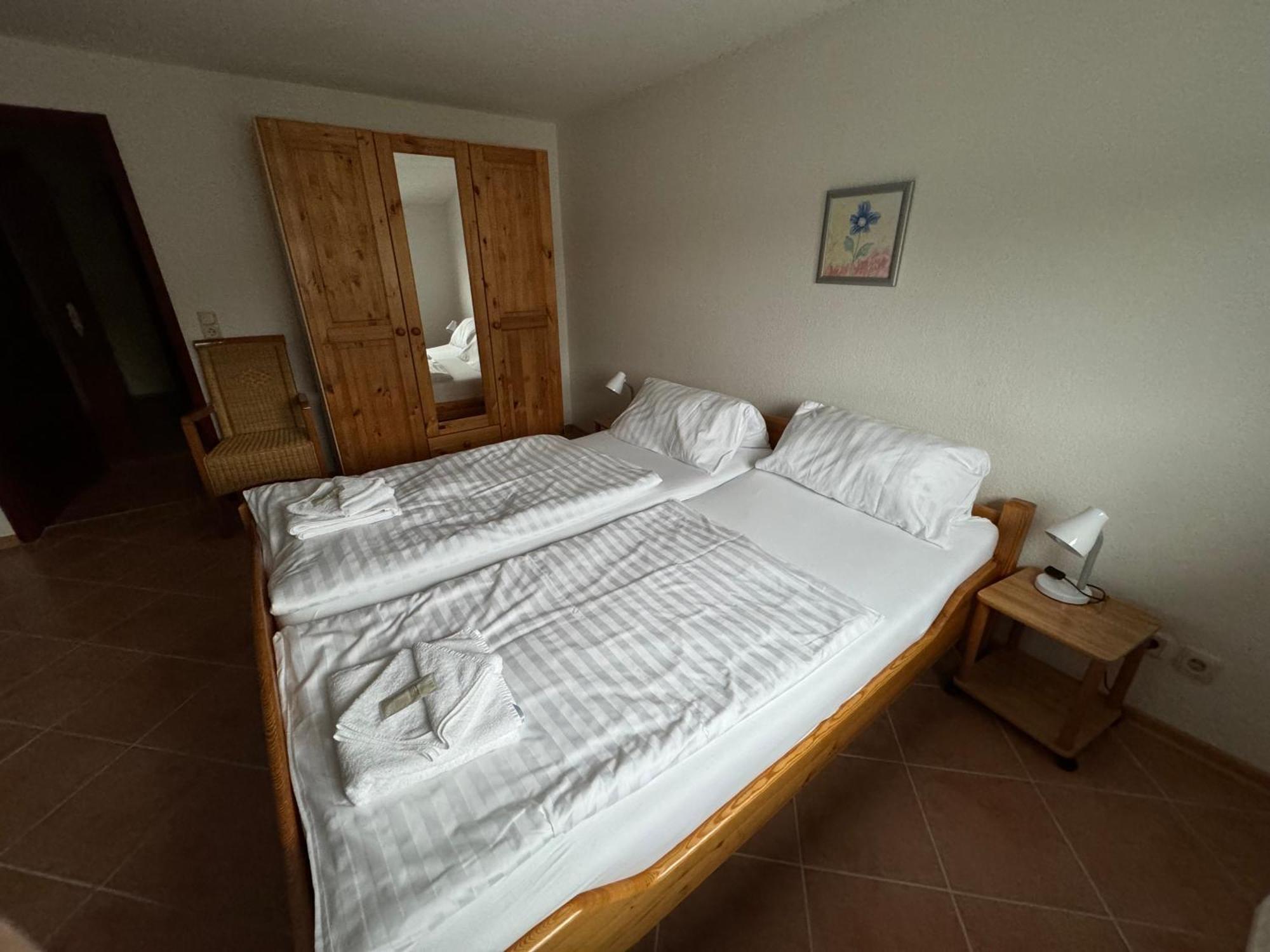 Hotel Panorama Wees Esterno foto